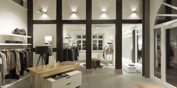 Reformas Integrales de Tiendas y Locales Comerciales en Barcelona · Diseño y Planificación de Espacios Comerciales